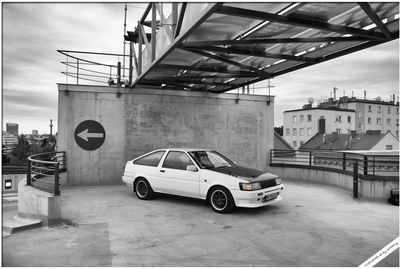 TOYOTA AE86