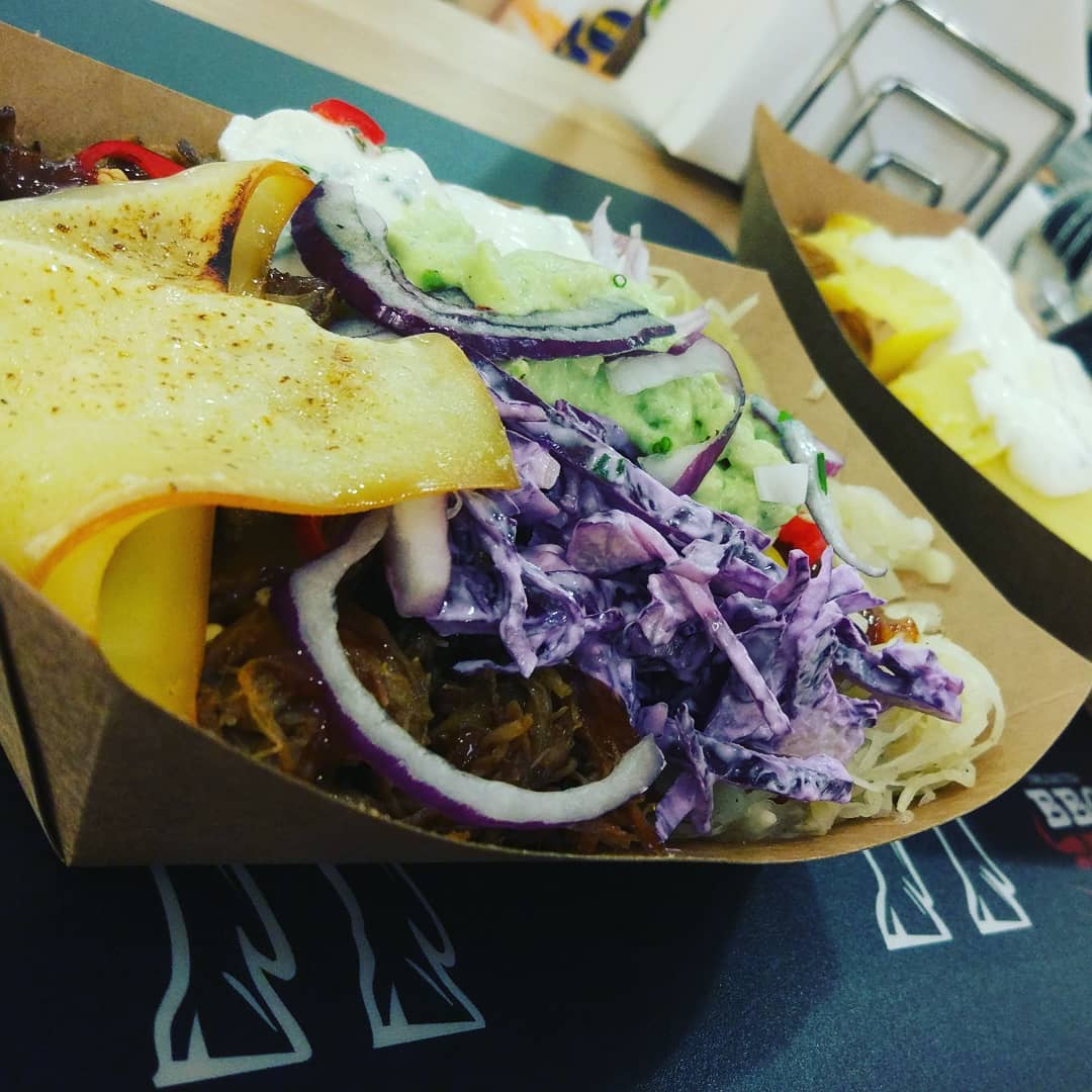 Sehr gutes Pulled Beef mit top Zutaten und guter Ofen Kartoffel.. Aja und sehr freundlicher Bewirtung :) #mittagessen #donauzentrum #7777 #pulledbeef