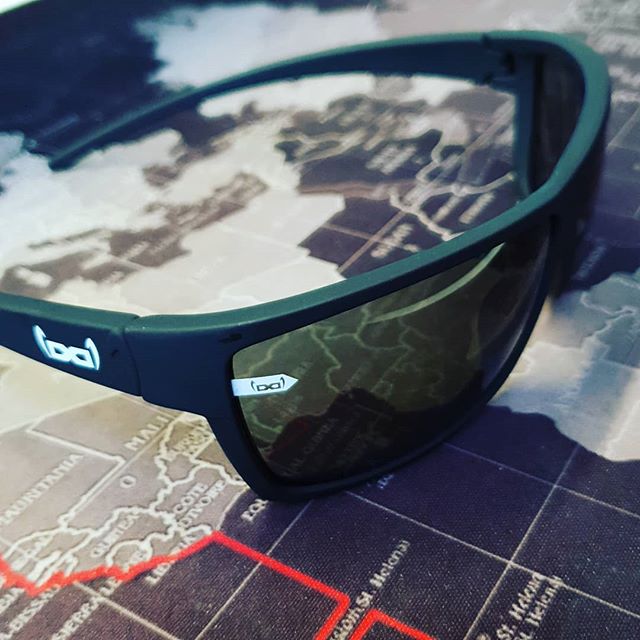 I wear my #sunglases not at Night. #sportswear #gloryfy #gloryfyunbreakable #running #runnerdrun #strava #instarunning #runner #training