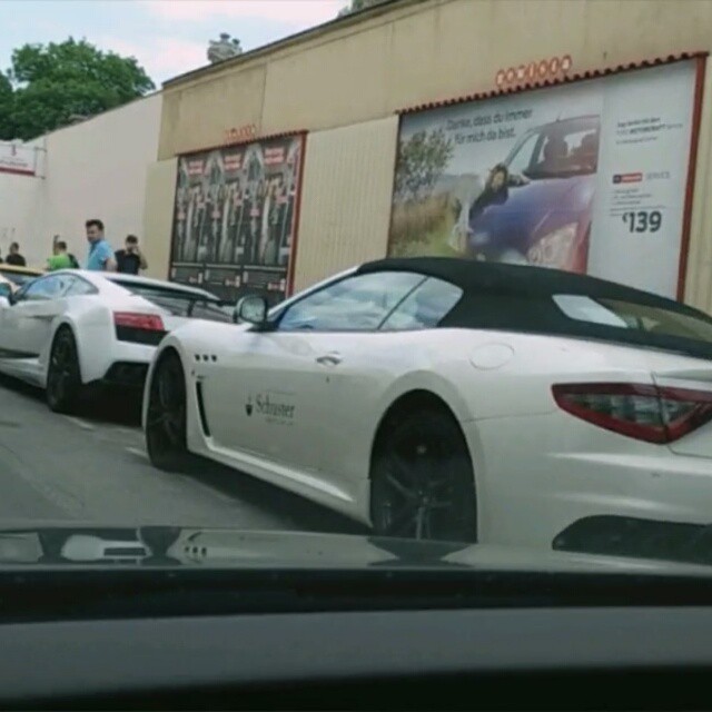 #supercars #Wien #vienna #ferrari #lamborghini #hatzerat