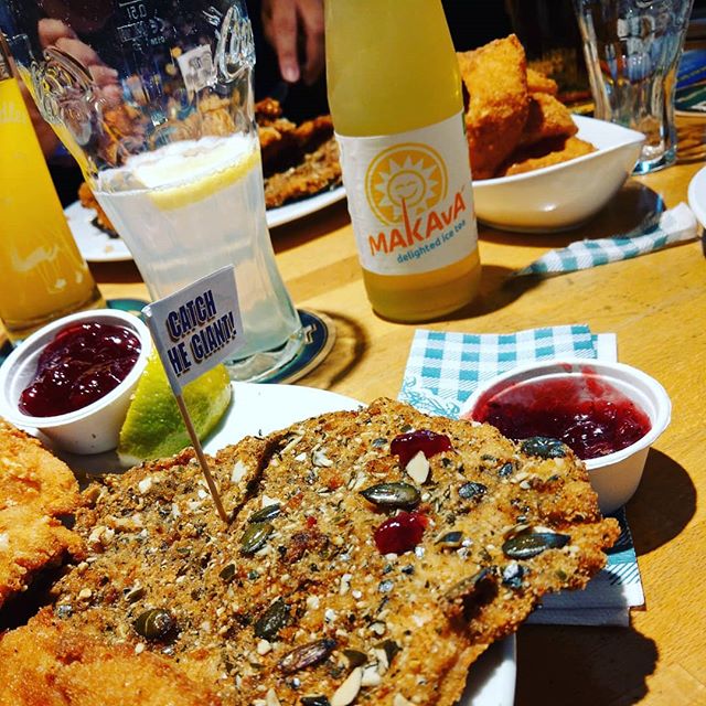 Auch in Graz gibt’s @makava_delighted_ice_tea #foodblogger #austria #hunger #mittagessen #food #graz #styria #murpark