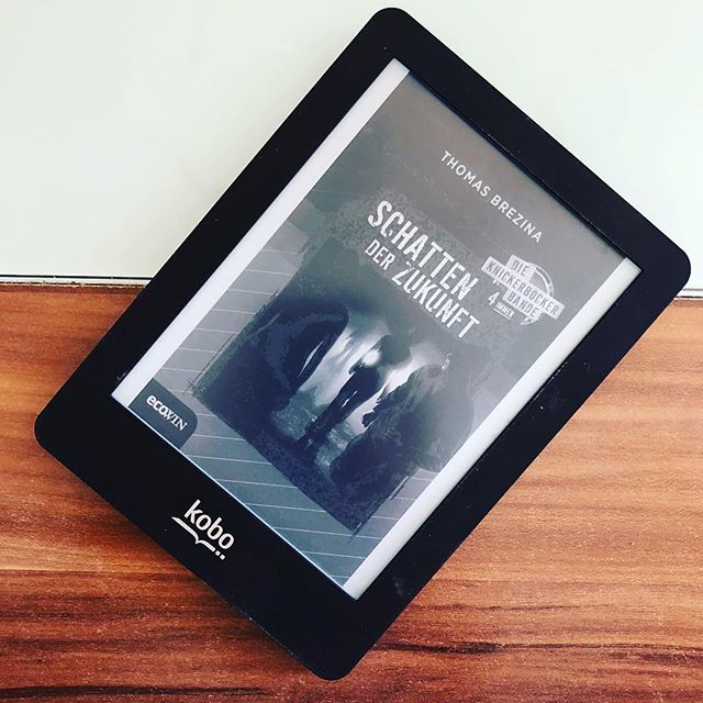 Da @libroat nicht fähig war sich an ein Vorbesteller Datum zu halten musste ich mir eine EPUB Version der #knickerbockerbande4immer kaufen. Hab ich es halt 2x .. macht nichts! #knickerbockerbande @thomasbrezina #austrianblogger