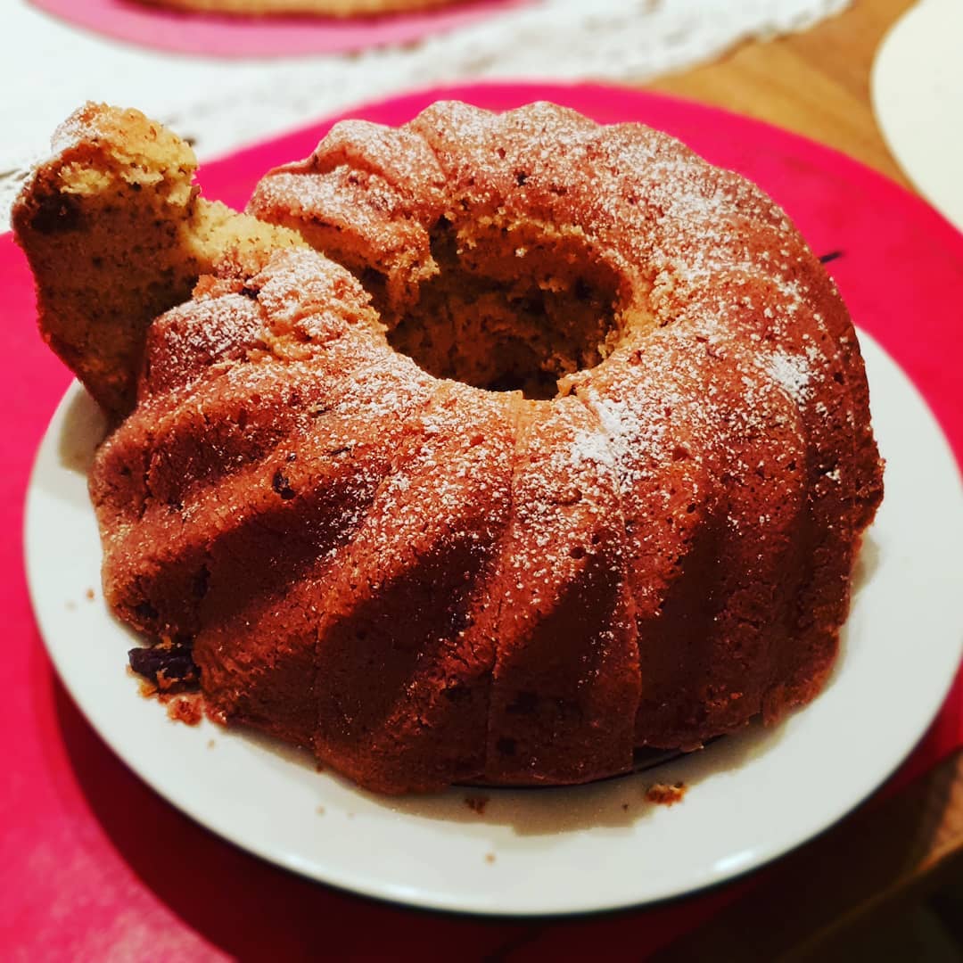 Omas #guglhupf <3 #foodblogger #foodporn #blader #kuchen #sonntag #omaskuchen #omaskuchenistderbeste