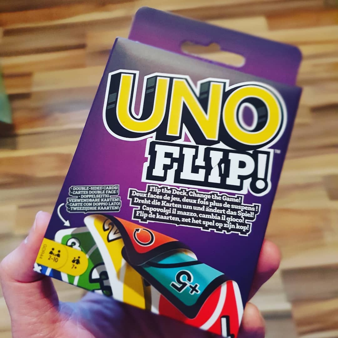 Neue Waffen für den nächsten Familien Streit 😂 #uno #unoflip #kartenspiel #famlienabend
