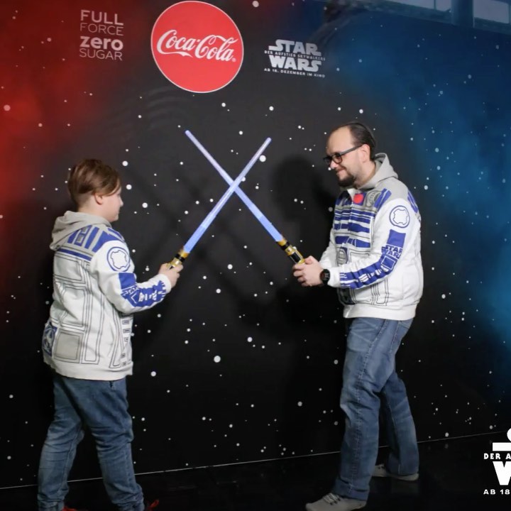 Vater vs Son #starwarsbattle @cocacola_at #viecc #maytheforcebewithyou