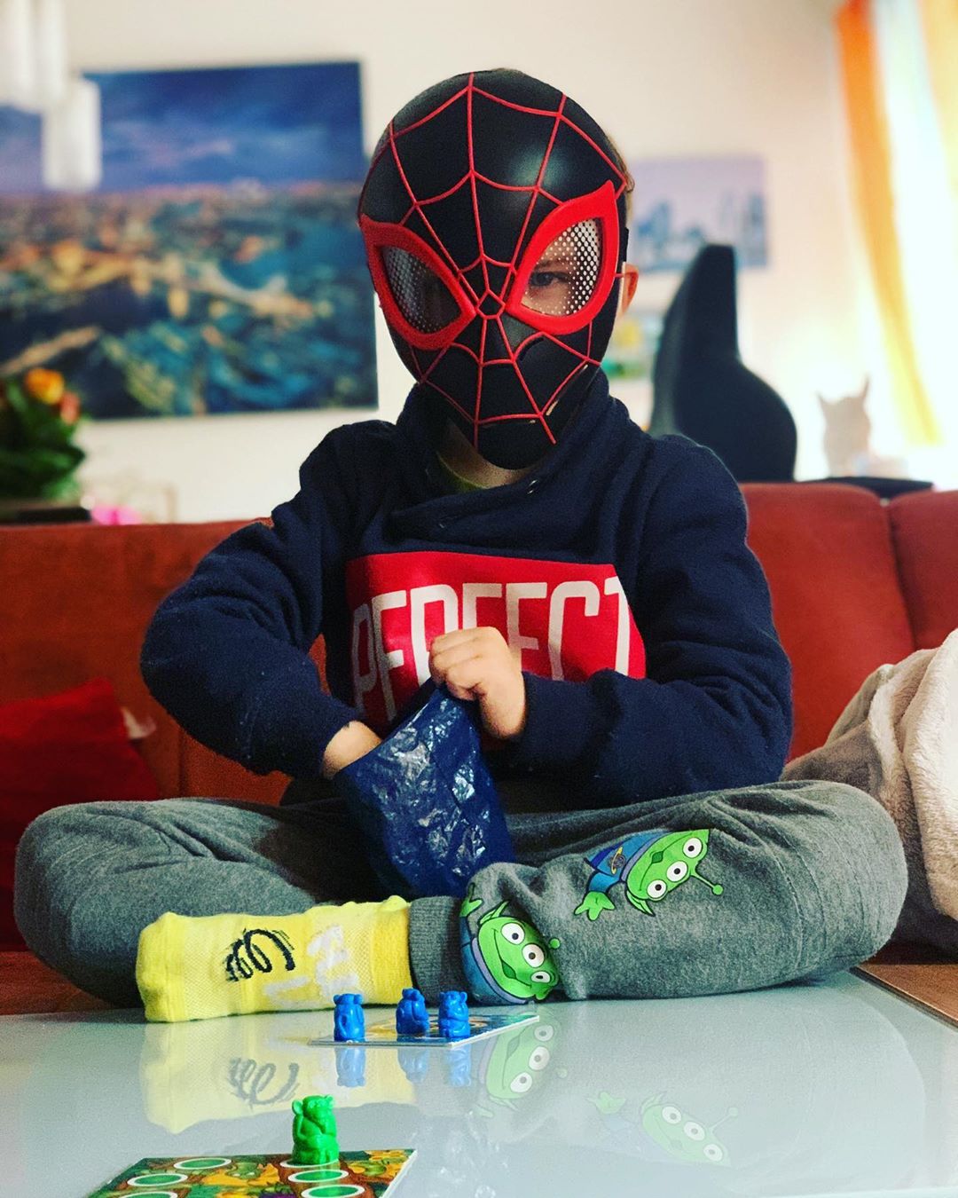 Mit ner Runde #Affenbande gegen Spider-Man ins #Wochenende starten kann auch einiges 🤣 @ravensburgerglobal #kinderbeschäftigung
