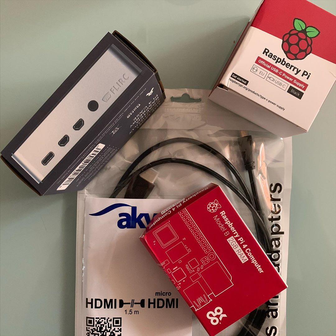 Corona Time is upgrade time. Time for replace my #raspberrypi3 with a #raspberrypi4 everything for #plex