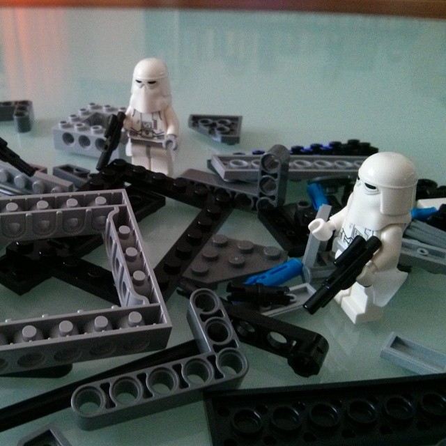 Let's start building a #AT-AT #starwars #Lego #legostagram
