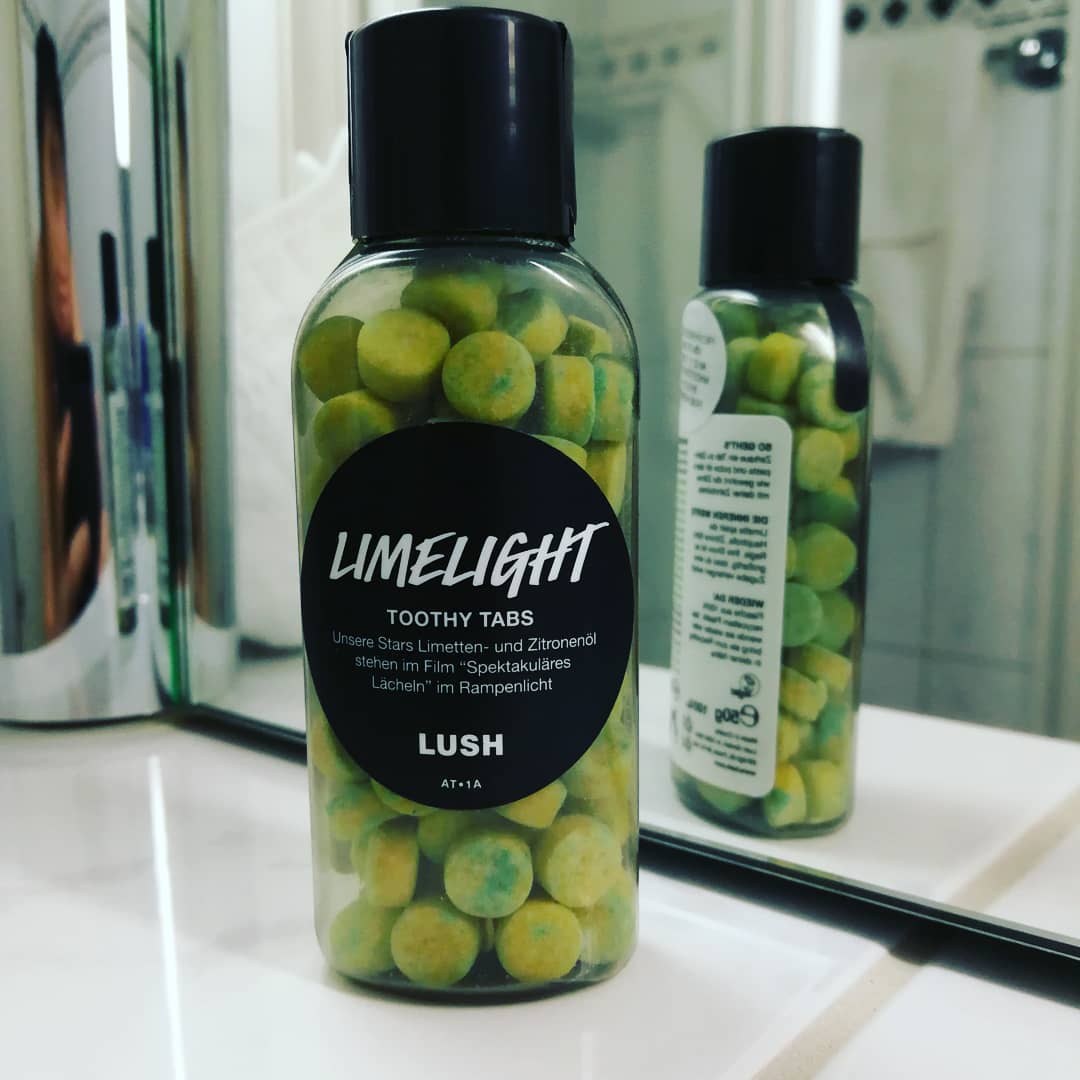 My new travel tooth paste #lush #businesstravel #loop21