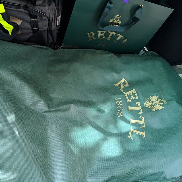 Die #hochzeit kann kommen. Der #bräutigam hat seine Anzug.. Natürlich von @rettl1868 Graz! #wedding #weddingdress #kilt #readyforparty #austrianinst