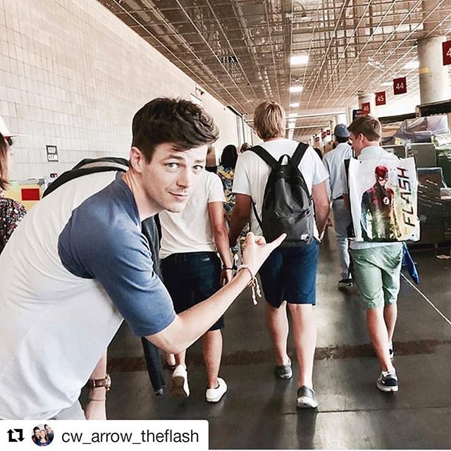 #Repost @cw_arrow_theflash (@get_repost) ・・・ #cw #cwarrow #cwtheflash #cw #cwarrowtheflash #arrow #arrowseason3 #arrowseason4 #arrows3 #arrows4?