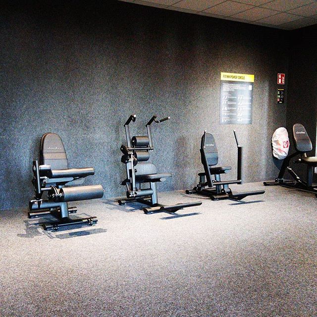 Ich mag den #powercircle im #fitinn.. Da ist es schön Ruhig, man kann sofort zu allen Geräten und sie solang nutzen wie man möchte :) @fitinn.at Re
