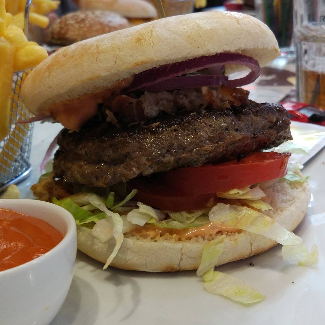 The Gigolo.. 200g Beef Burger
