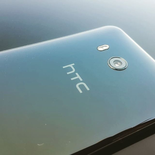 #htc #htcu11 #htcsocialbuddy #smartphone #liquidlike