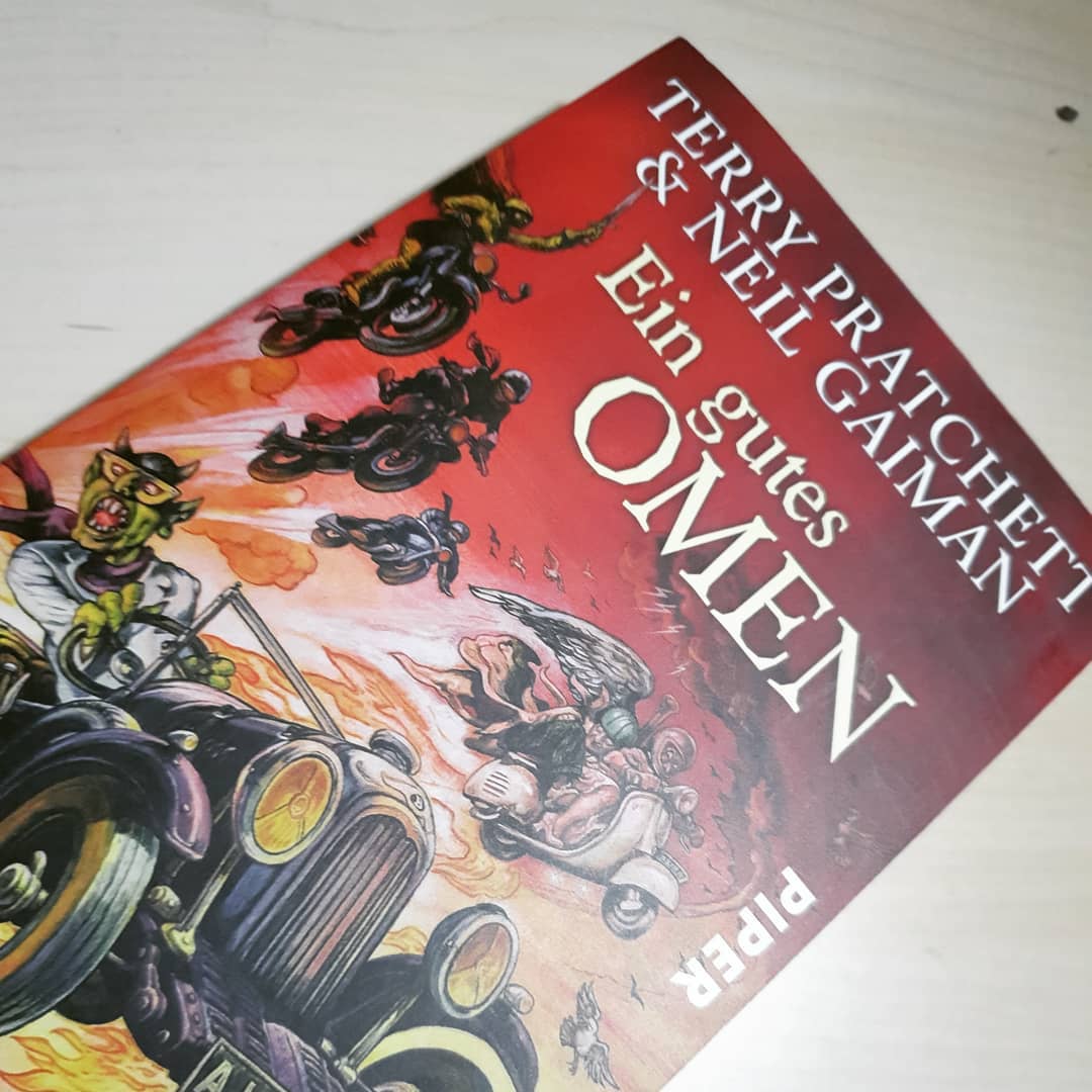 Rechtzeitig vor dem Serienstart 😁 #neuimbücherregal #goodomens