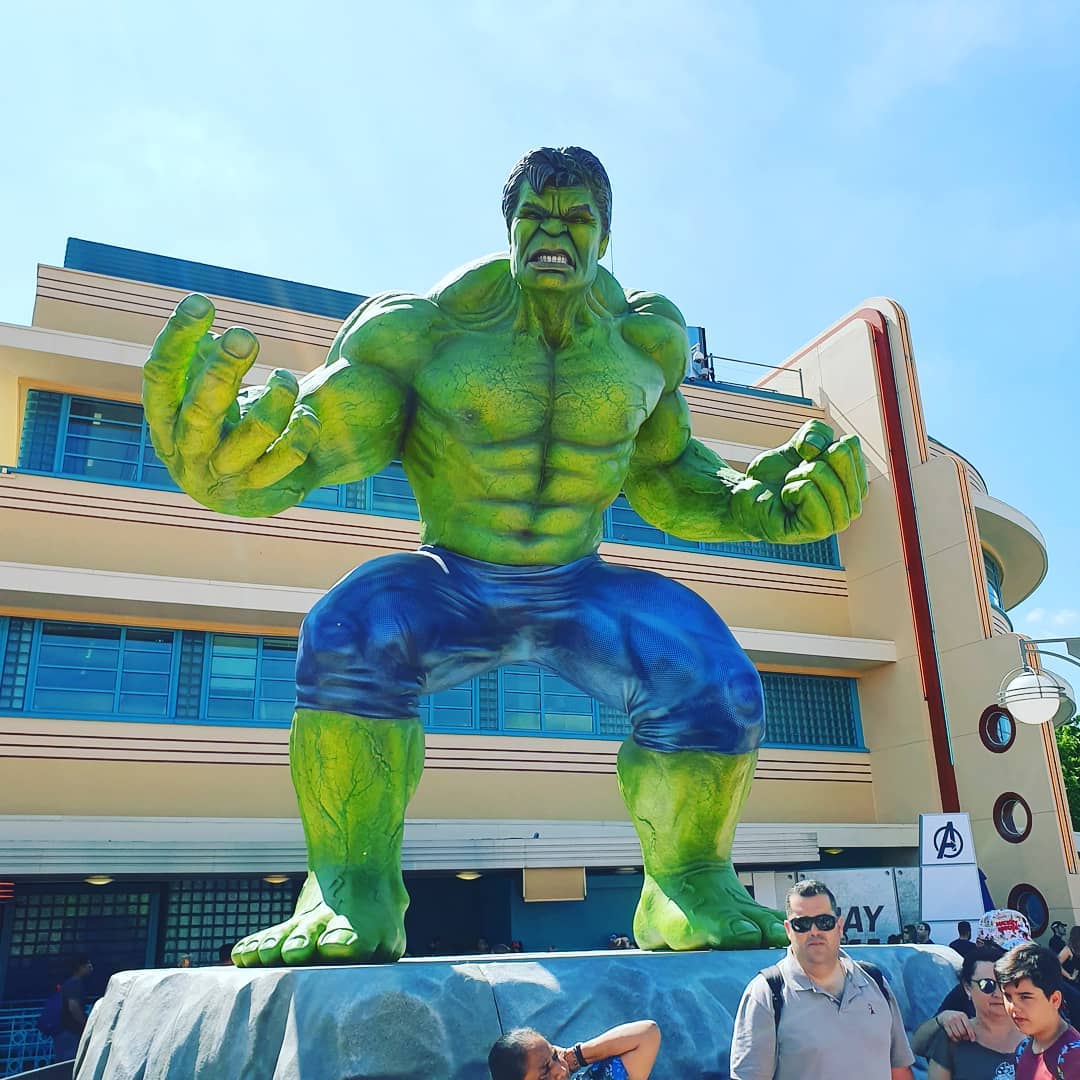 Hulk smash! #hulk #avengers #marvel #disney #disneyland #disneylandparis #familytrip #travel #vacation