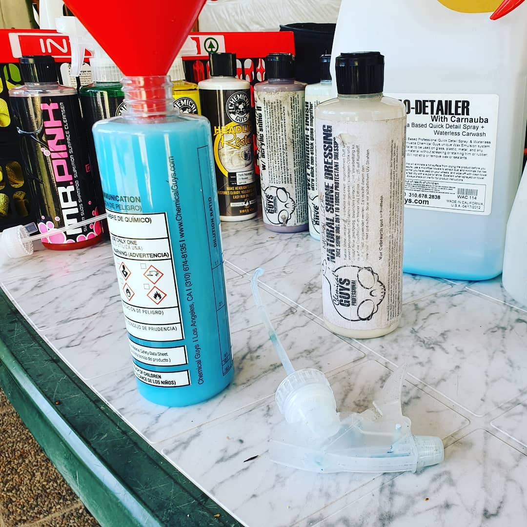 Heute stand #detailer Inventur am Plan. Neben der Aufräumarbeiten nach den großen Grillfest gestern konnte ich mich euch endlich der Autoputz Tasche