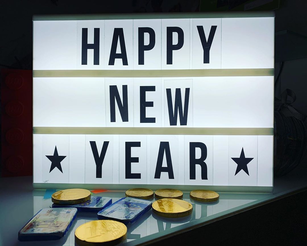 Da ich jetzt schon kaum Lust dazu habe.. Wünsche ich euch jetzt schon mal nen guten Rutsch und so. Bis Morgen dann.. mit nen neuen Datum #newyear #ha