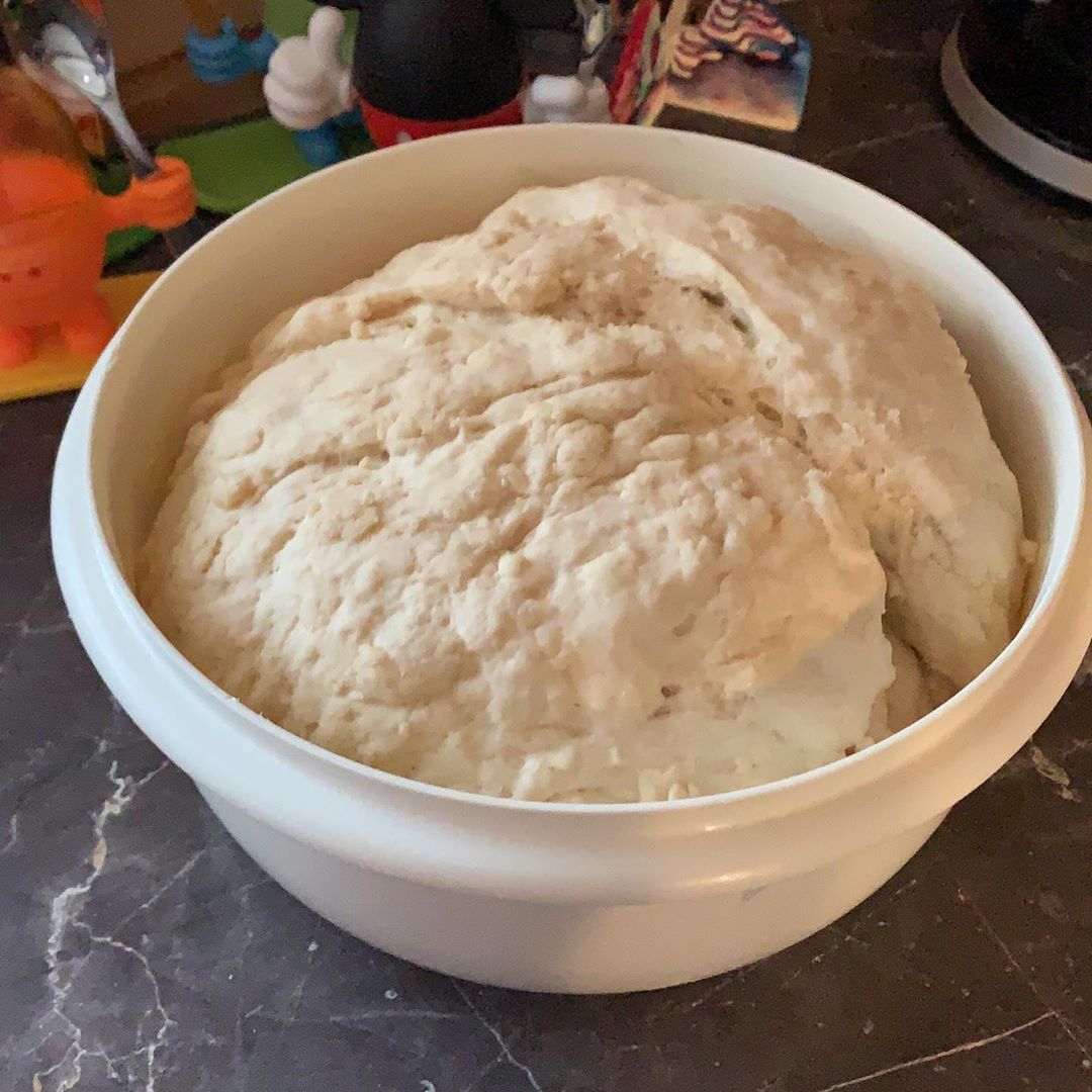 Heute mal wieder #foodporn 😊 hab mich mal wieder als #pizzabäcker versucht. Offensichtlich kamen die #Pizzen gut an denn es ist nichts übrig gebl