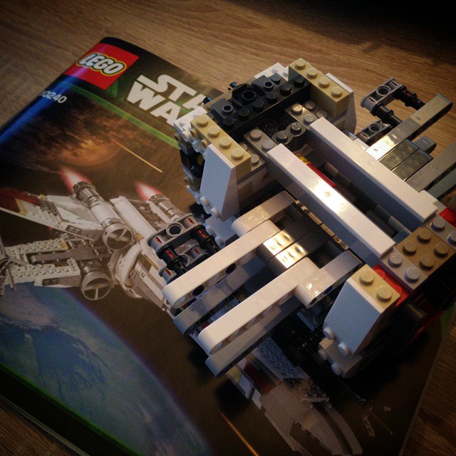 #Lego #starwars building a #X-Wing