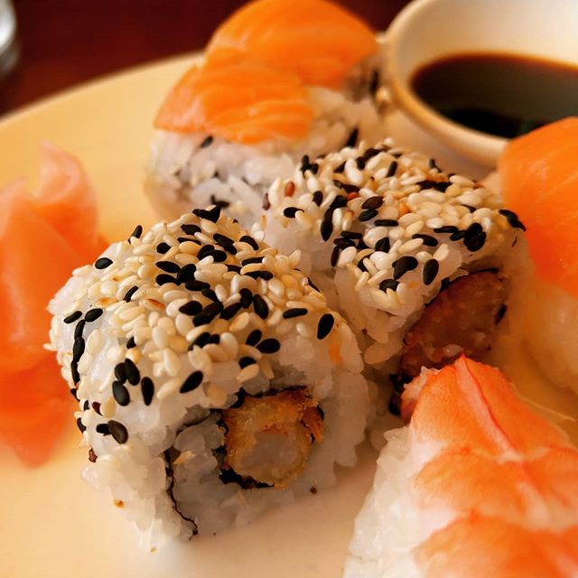 I’m addicted to #sushi #japan #japansytle #asianfood #asianfoodporn #hungry